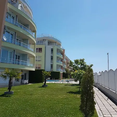 Alex Beach * سفيتي فلاس